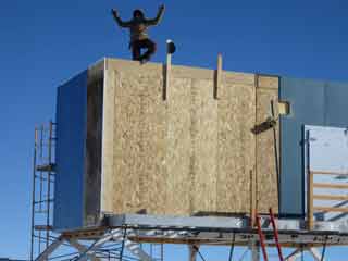 SuperDARN building roof installation