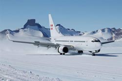 first 737 aircraft to land in Antarctica