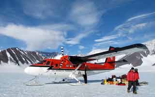 Twin Otter KBC at CTAM, January 2011