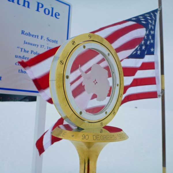 Pole marker unveiled 1 January 2015