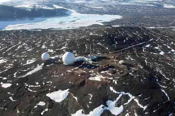aerial photo as seen from a helicopter arriving from McMurdo
