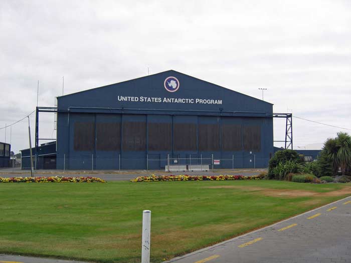 The USAP hangar at Christchurch airport