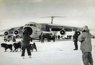 first C-141 at McMurdo
