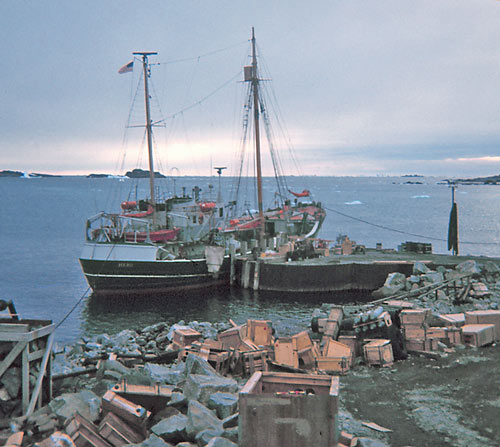 back when the vessel and the pier were new Hero at the Palmer pier
