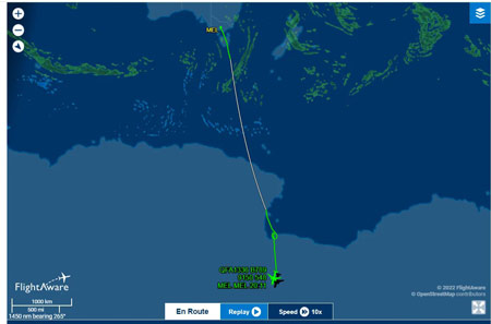 the 787 flight path toward Pole