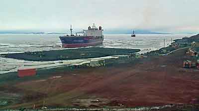 Stena Polaris about to dock at the ice pier